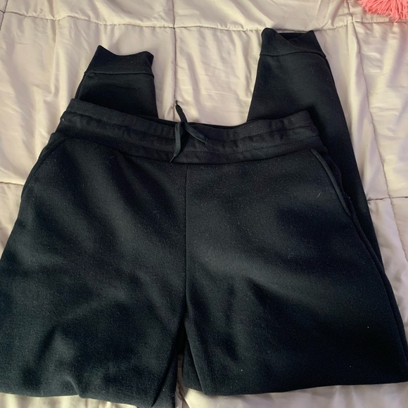 Bundle of black and gray joggers - Picture 1 of 4